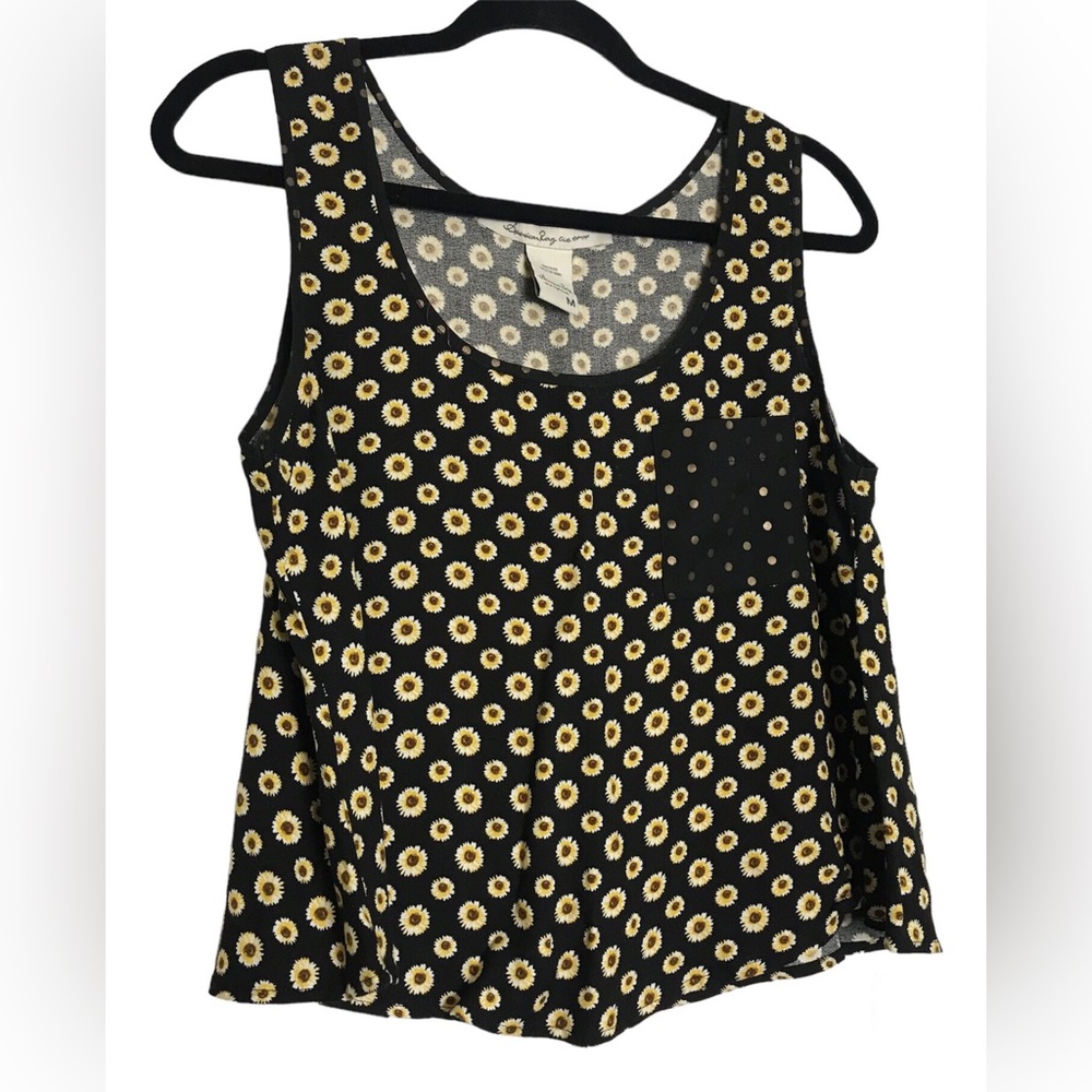 American Rag Y2K Black Daisy Print Flowy Cropped Tank Top Womens Sz M Boho